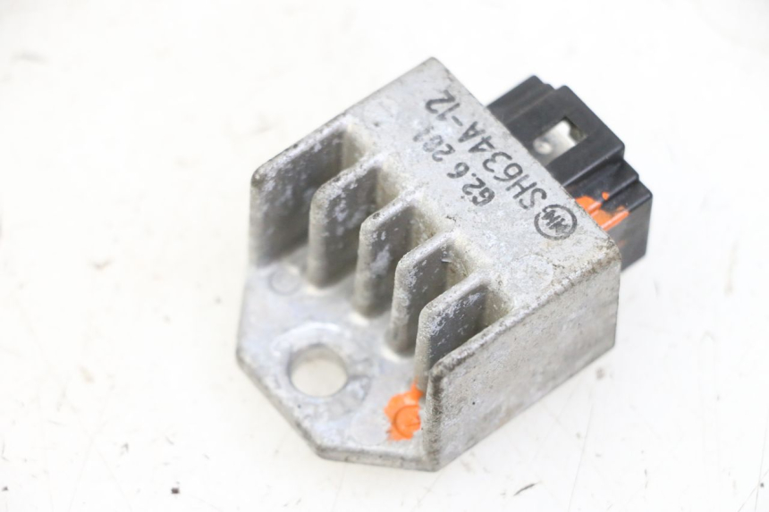 photo de REGULATEUR CHARGE PEUGEOT CITYSTAR 50 (2013 - 2017) - Détail de la pièce