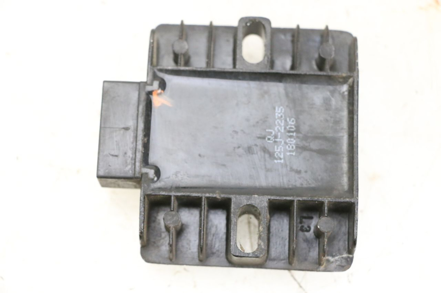 photo de REGULATEUR CHARGE KSR CODE 125 (2018 - 2020) - Autre angle de vue