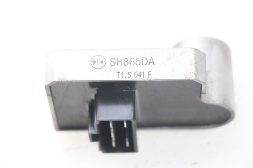 photo de REGULATEUR CHARGE HONDA CRF-F CRF F 110 (2019 - 2022) - Détail de la pièce