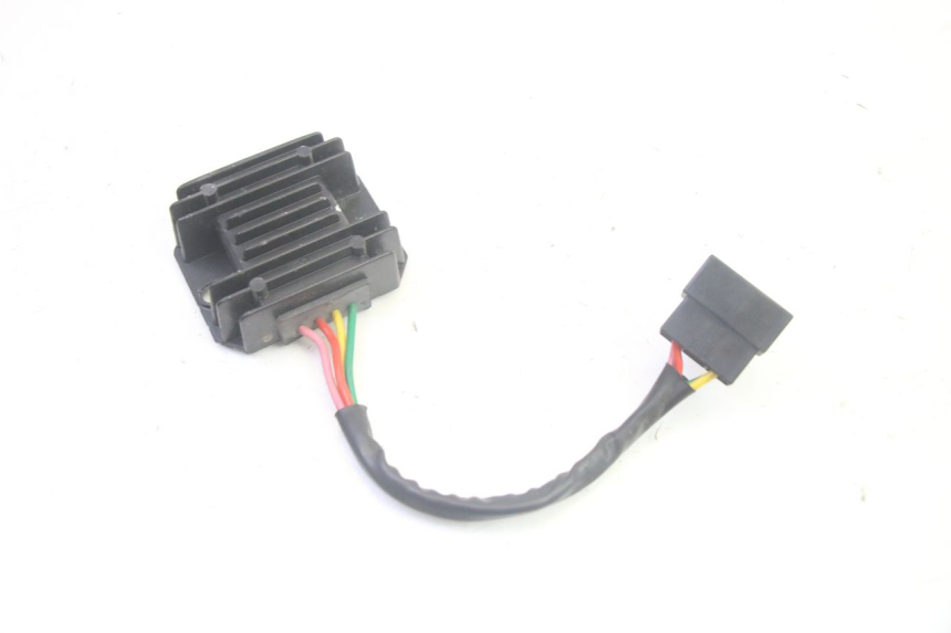 photo de REGULATEUR CHARGE SYM CROX 4T 50 (2016 - 2023) - Zoom état d’usage