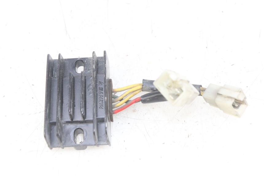 photo de REGULATEUR CHARGE PEUGEOT DJANGO 4T 50 (2014 - 2019) - Vue principale