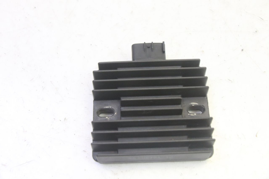 photo de REGULATEUR CHARGE SUZUKI DL V STROM 1000 (2002 - 2007) - Vue principale