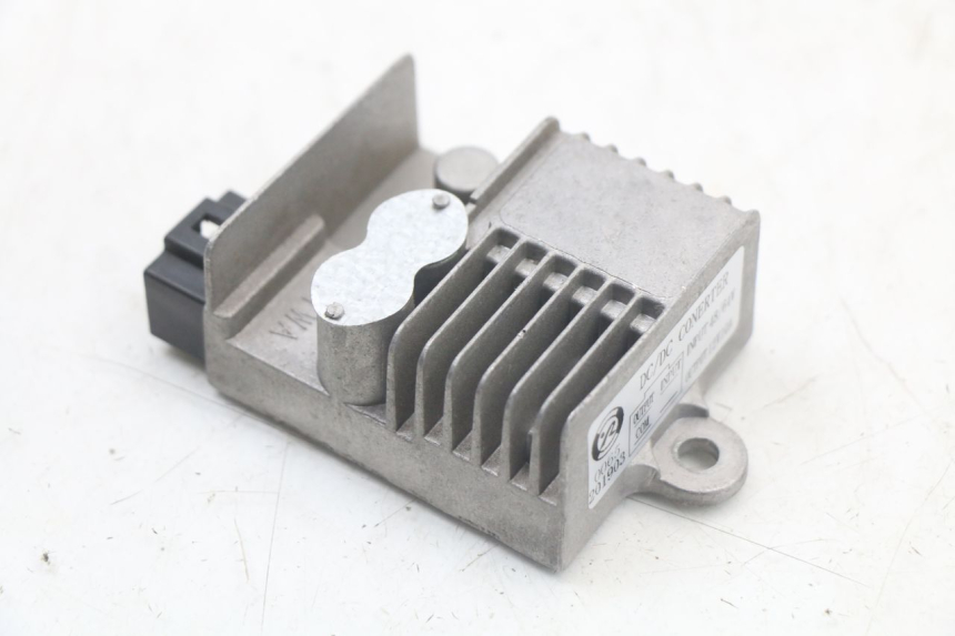 photo de REGULATEUR CHARGE WAYSCRAL E-START 1 (2018 - 2022) - Gros plan technique