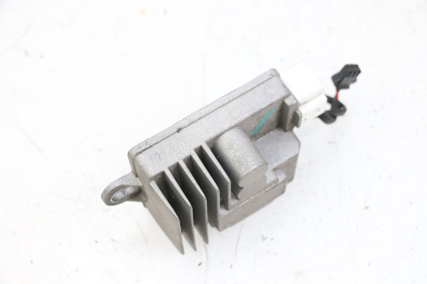 photo de REGULATEUR CHARGE SEGWAY NINEBOT E125S 1 (2022 - 2026) - Zoom état d’usage