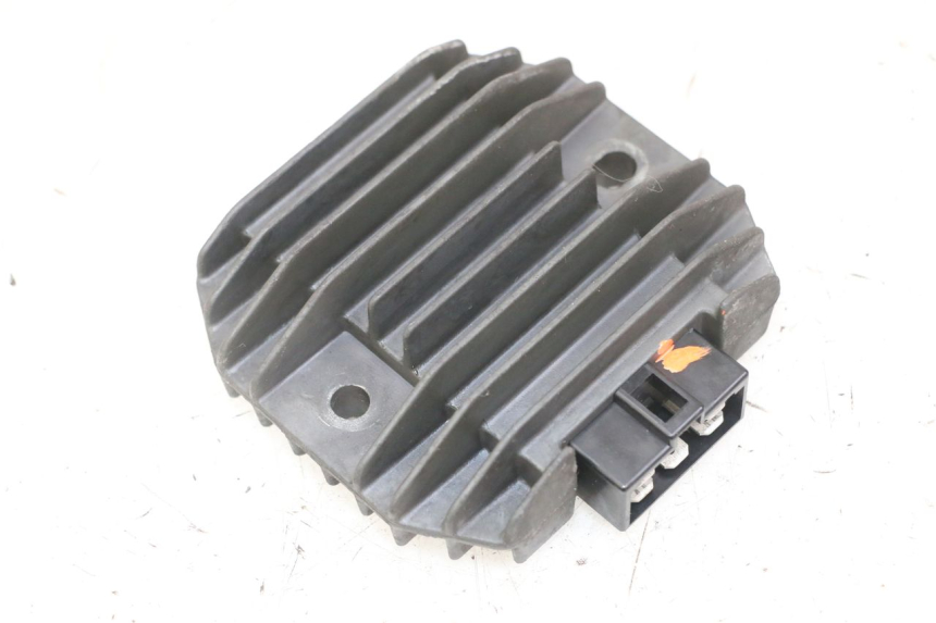 photo de REGULATEUR CHARGE PEUGEOT ELYSTAR 125 (2002 - 2007) - Vue principale