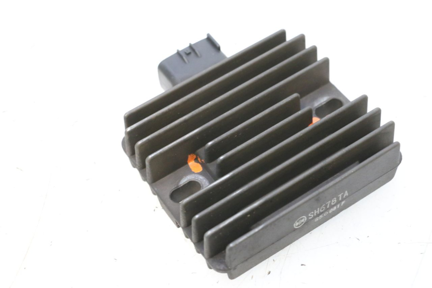 photo de REGULATEUR CHARGE KAWASAKI ER-6 ER6 F ABS 650 (2012 - 2016) - Vue d’ensemble