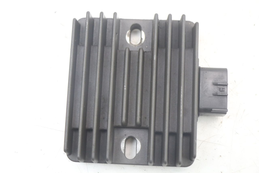 photo de REGULATEUR CHARGE KAWASAKI ER-6 ER6 N 650 (2012 - 2016) - Détail de la pièce