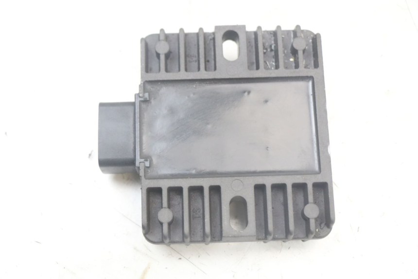 photo de REGULATEUR CHARGE KAWASAKI ER-6 ER6 N 650 (2012 - 2016) - Vue d’ensemble