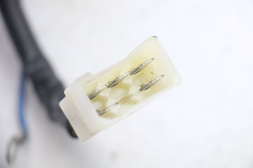 photo de REGULATEUR CHARGE APRILIA ETX 125 (1998 - 2002) - Gros plan technique