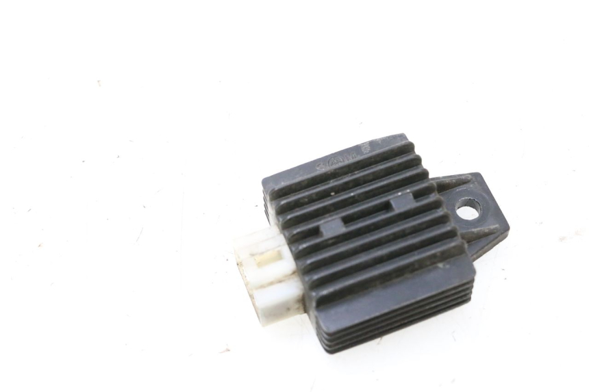 photo de REGULATEUR CHARGE JM MOTORS EVOLIS 4T 50 (2018 - 2022) - Vue principale