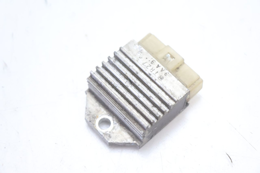 photo de REGULATEUR CHARGE MBK EVOLIS 80 (1993 - 1999) - Détail de la pièce