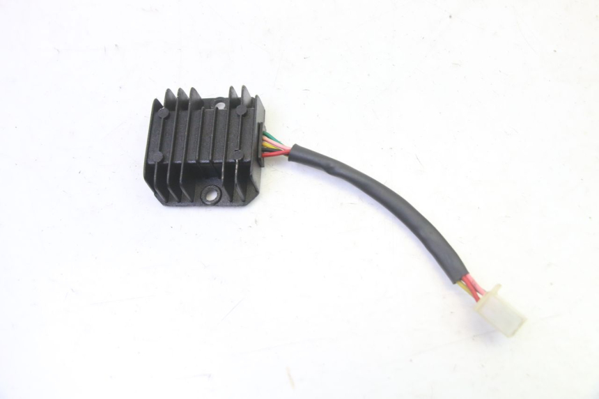 photo de REGULATEUR CHARGE STAHO FH 50 (2018 - 2019) - Zoom état d’usage