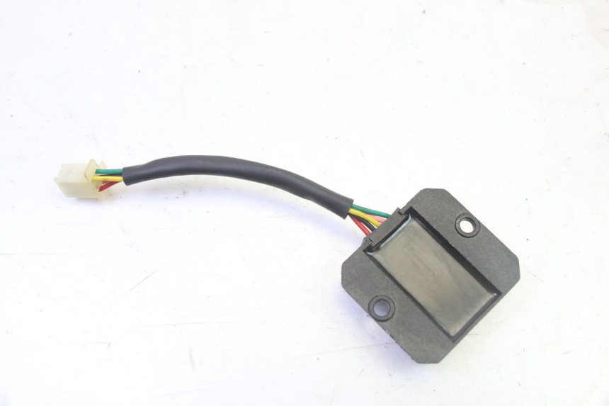 photo de REGULATEUR CHARGE STAHO FH 50 (2018 - 2019) - Autre angle de vue
