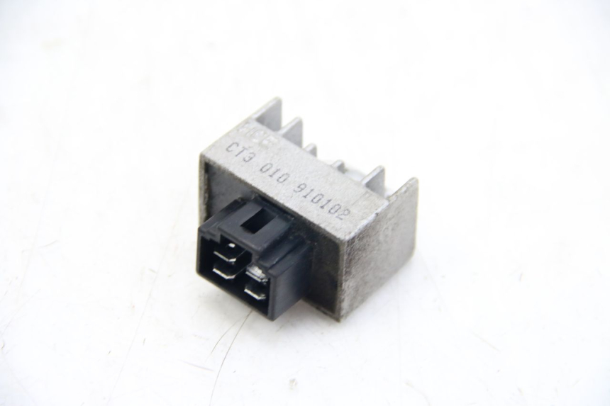 photo de REGULATEUR CHARGE SYM FIDDLE 2 125 (2010 - 2013) - Vue principale