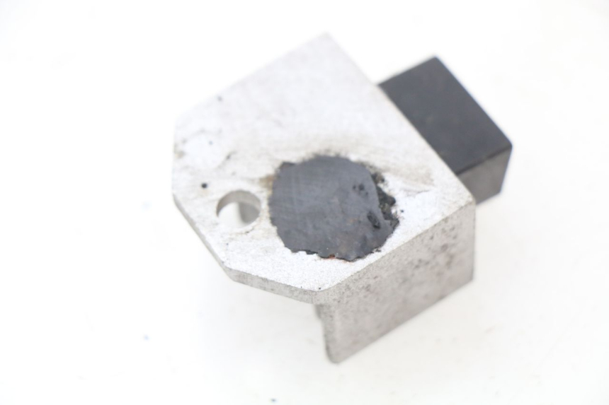 photo de REGULATEUR CHARGE SYM FIDDLE 2 50 (2008 - 2013) - Détail de la pièce