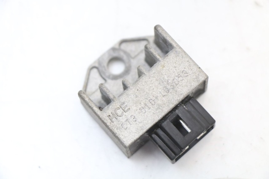 photo de REGULATEUR CHARGE SYM FIDDLE 2 50 (2008 - 2013) - Vue principale