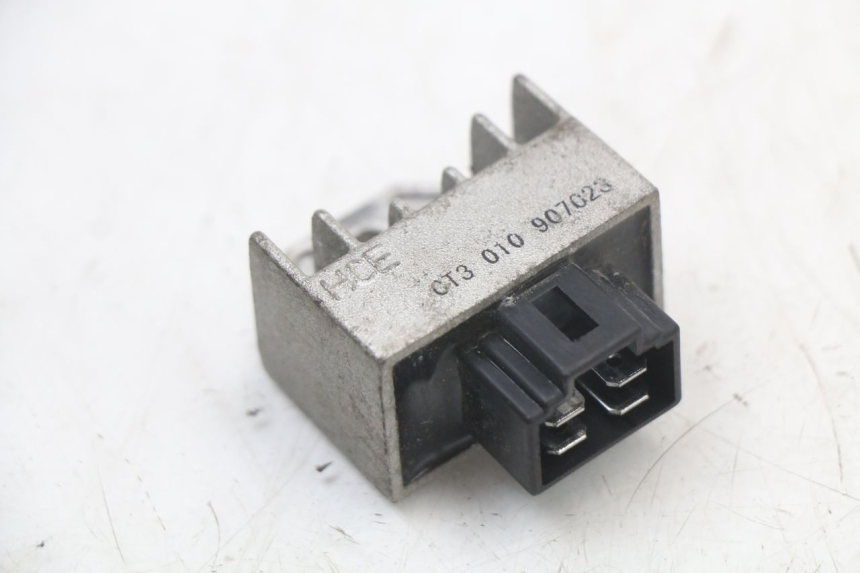 photo de REGULATEUR CHARGE SYM FIDDLE 2 50 (2008 - 2013) - Vue principale