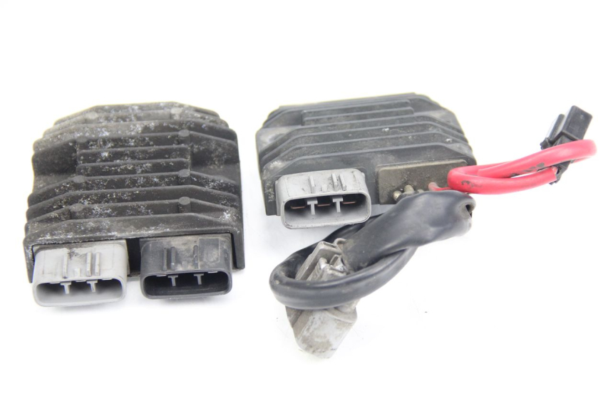 photo de REGULATEUR CHARGE YAMAHA FJR ABS 1300 (2006 - 2012) - Détail de la pièce