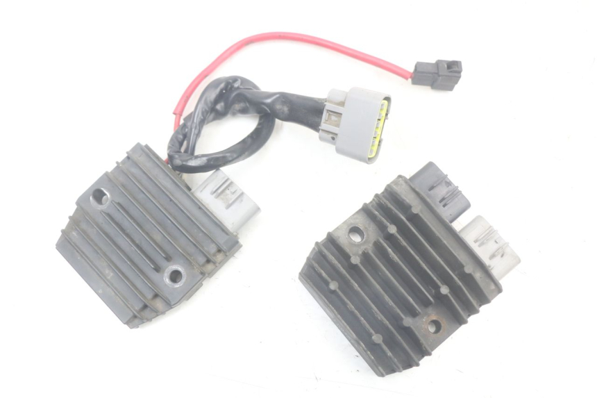 photo de REGULATEUR CHARGE YAMAHA FJR ABS 1300 (2006 - 2012) - Vue principale