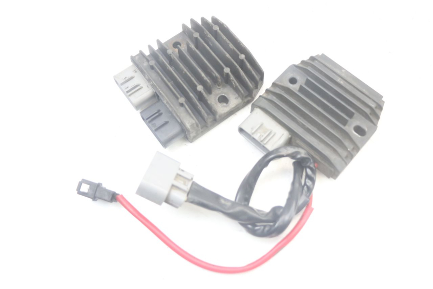 photo de REGULATEUR CHARGE YAMAHA FJR ABS 1300 (2006 - 2012) - Détail de la pièce