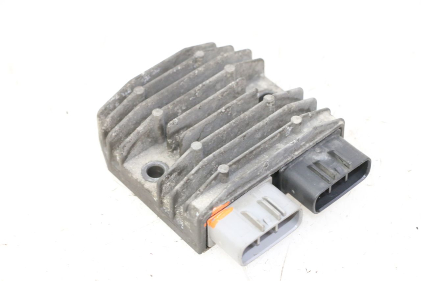 photo de REGULATEUR CHARGE YAMAHA FJR ABS 1300 (2006 - 2012) - Vue principale