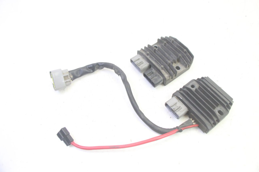 photo de REGULATEUR CHARGE YAMAHA FJR ABS 1300 (2006 - 2012) - Vue principale