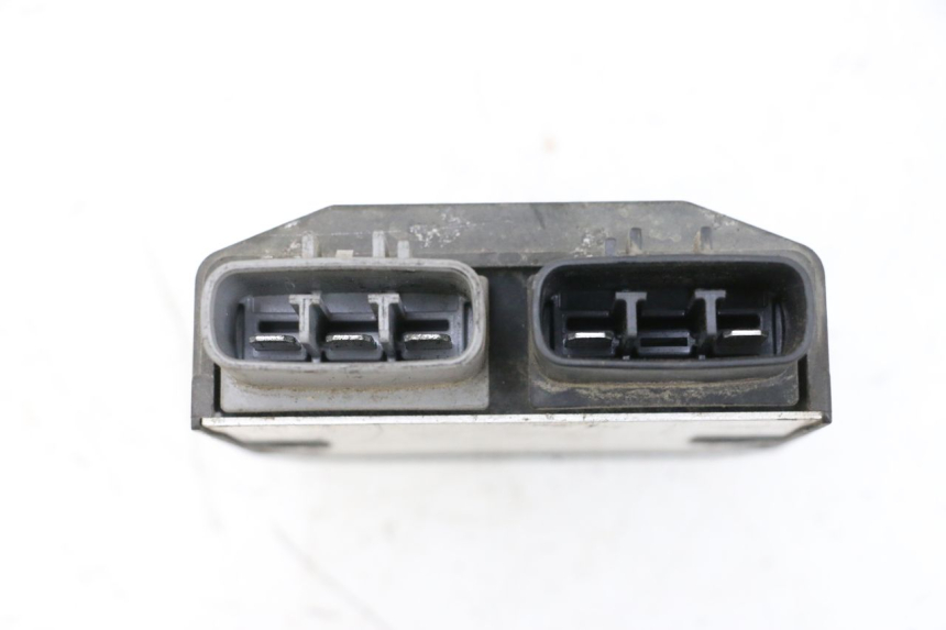 photo de REGULATEUR CHARGE YAMAHA FJR ABS 1300 (2006 - 2012) - État de surface