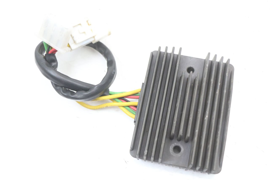 photo de REGULATEUR CHARGE HONDA FJS SILVER WING SILVERWING 400 (2005 - 2008) - Vue principale