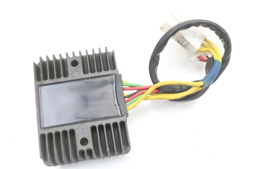 photo de REGULATEUR CHARGE HONDA FJS SILVER WING SILVERWING 400 (2005 - 2008) - Autre angle de vue