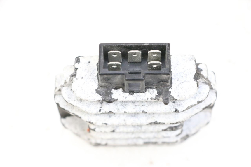 photo de REGULATEUR CHARGE MBK FLAME X 125 (2007 - 2016) - Zoom état d’usage