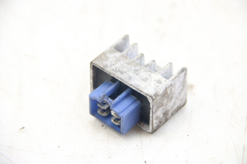 photo de REGULATEUR CHARGE MBK FLIPPER 50 (2004 - 2012) - Détail de la pièce