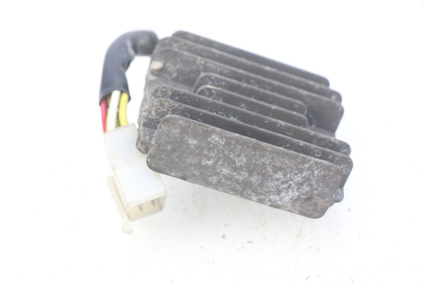 photo de REGULATEUR CHARGE SACHS FY125T FY T 125 (2007 - 2011) - Autre angle de vue