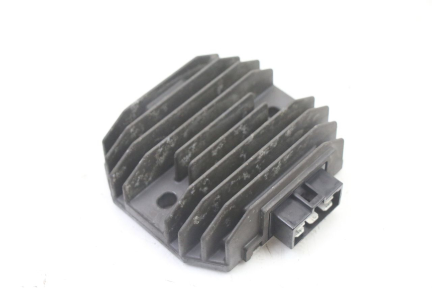 photo de REGULATEUR CHARGE YAMAHA FZ6 FAZER S2 600 (2007 - 2011) - Vue principale