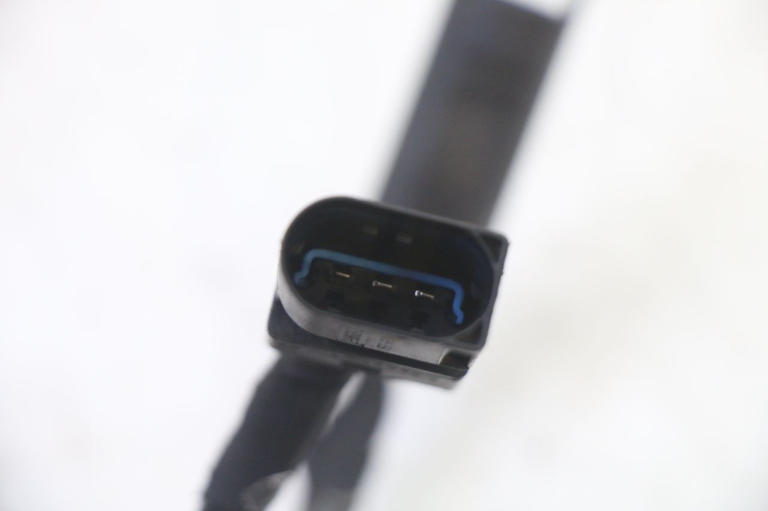 photo de REGULATEUR CHARGE BMW G310 R 310 (2016 - 2020) - Vue d’ensemble