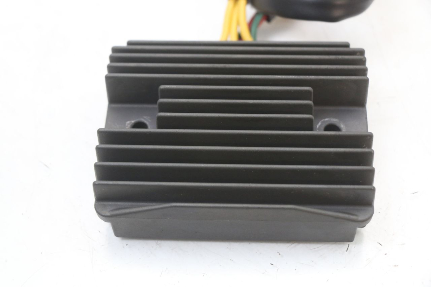 photo de REGULATEUR CHARGE PEUGEOT GEOPOLIS RS 125 (2007 - 2009) - Détail de la pièce