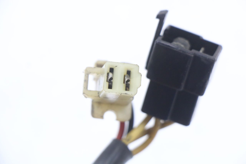 photo de REGULATEUR CHARGE SUZUKI GN 125 (1997 - 2000) - Autre angle de vue