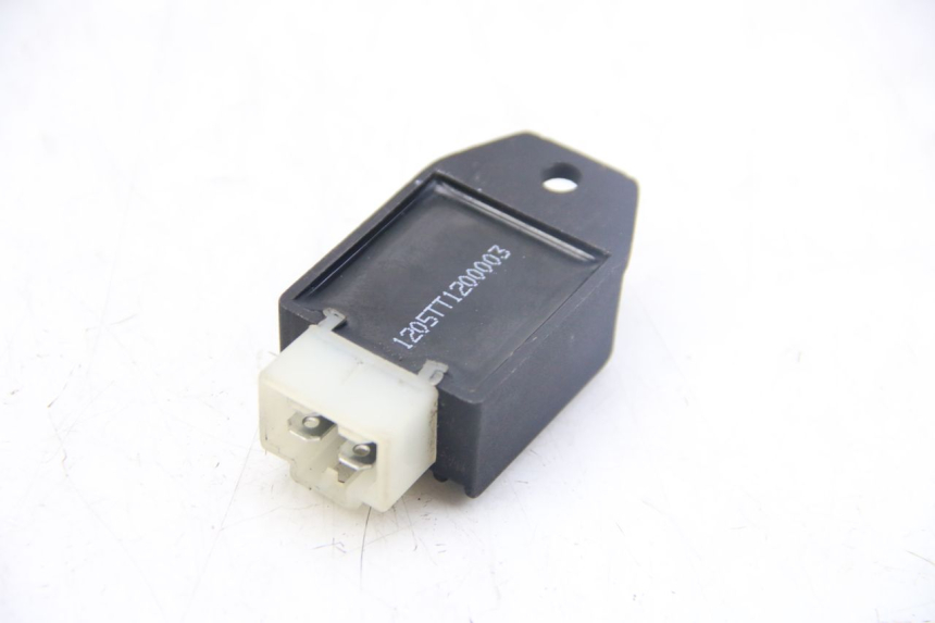 photo de REGULATEUR CHARGE TNT MOTOR GRIDO 2T 50 (2010 - 2019) - Détail de la pièce