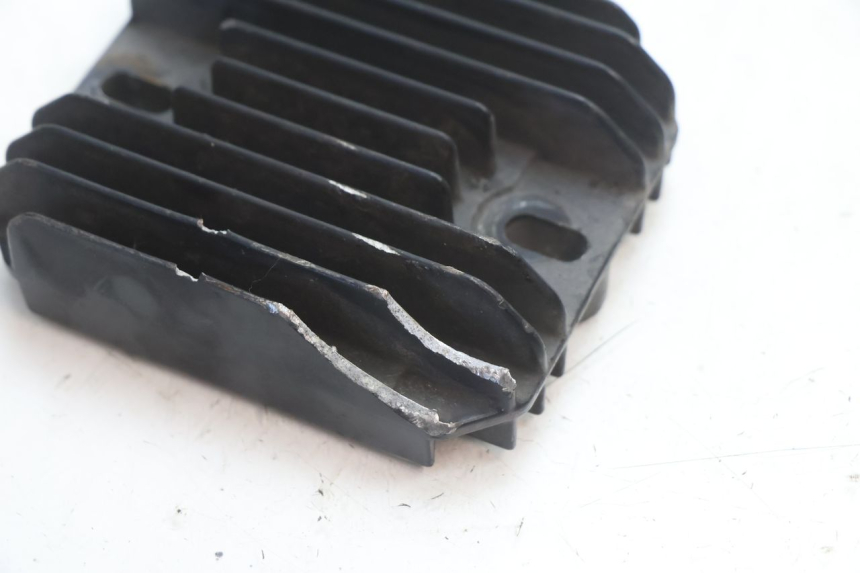 photo de REGULATEUR CHARGE SUZUKI GSR 600 (2005 - 2012) - Zoom état d’usage
