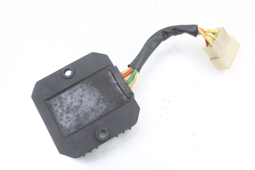 photo de REGULATEUR CHARGE HYTRACK HY S 4X4 410 (2013 - 2016) - Autre angle de vue