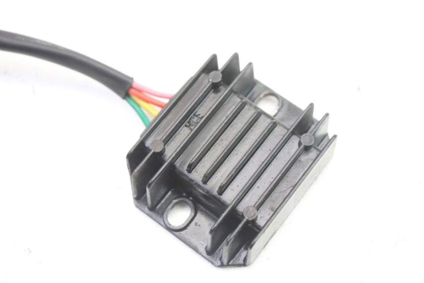 photo de REGULATEUR CHARGE SYM JET 14 4T 50 (2018 - 2022) - Détail de la pièce