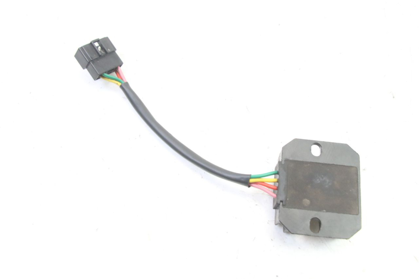 photo de REGULATEUR CHARGE SYM JET 14 4T 50 (2018 - 2022) - Autre angle de vue