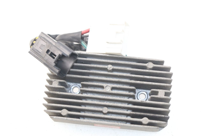 photo de REGULATEUR CHARGE SYM JOYMAX 250 (2013 - 2017) - Vue principale