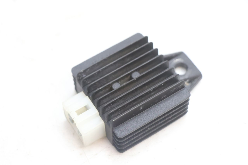 photo de REGULATEUR CHARGE RIDE JUMP 2T 50 (2012 - 2017) - Vue principale
