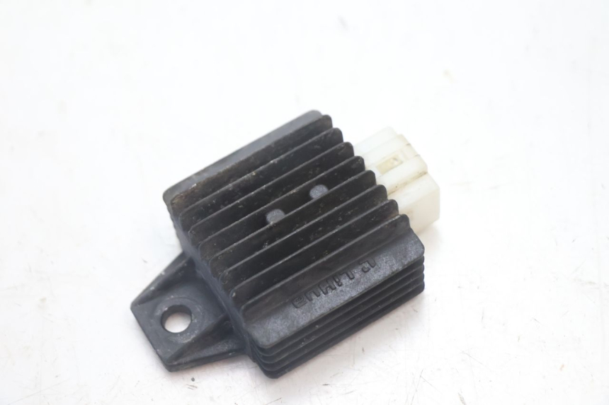 photo de REGULATEUR CHARGE RIDE JUMP 2T 50 (2012 - 2017) - Détail de la pièce