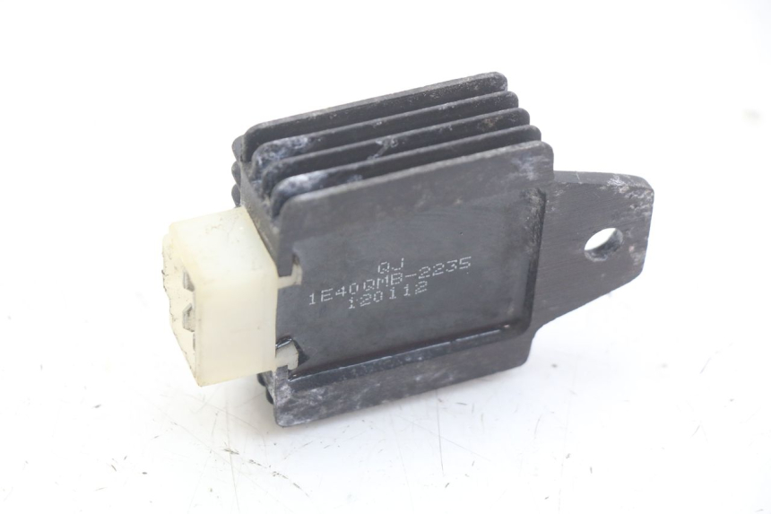 photo de REGULATEUR CHARGE RIDE KALLIO 50 (2010 - 2019) - Zoom état d’usage