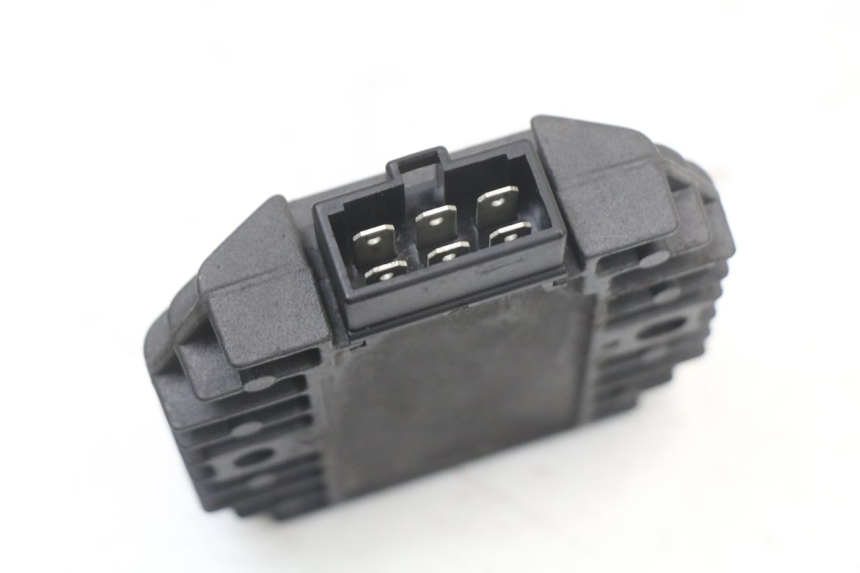 photo de REGULATEUR CHARGE KAWASAKI ZR7 ZR-7 S 750 (1999 - 2004) - Zoom état d’usage