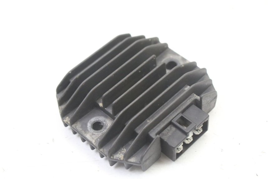 photo de REGULATEUR CHARGE KAWASAKI ZR7 ZR-7 S 750 (1999 - 2004) - Vue principale