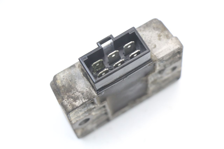 photo de REGULATEUR CHARGE KAWASAKI KDX 125 (1990 - 1991) - Zoom état d’usage