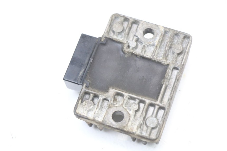 photo de REGULATEUR CHARGE KAWASAKI KDX 125 (1990 - 1991) - Autre angle de vue