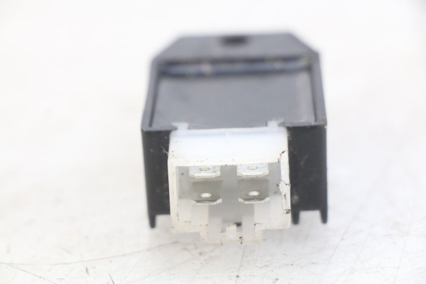 photo de REGULATEUR CHARGE PEUGEOT KISBEE 2T 50 (2010 - 2017) - Détail de la pièce